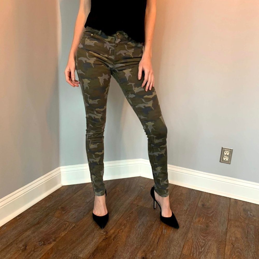 Women's Camo Pants